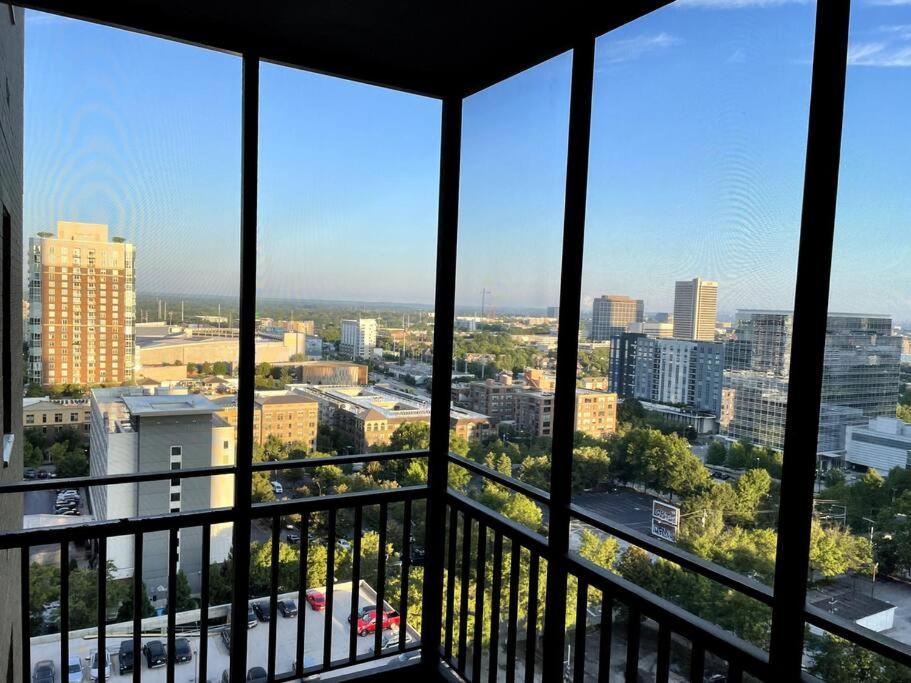 Home Away From Home Condo Downtown Atl 16Th Floor Атланта Экстерьер фото